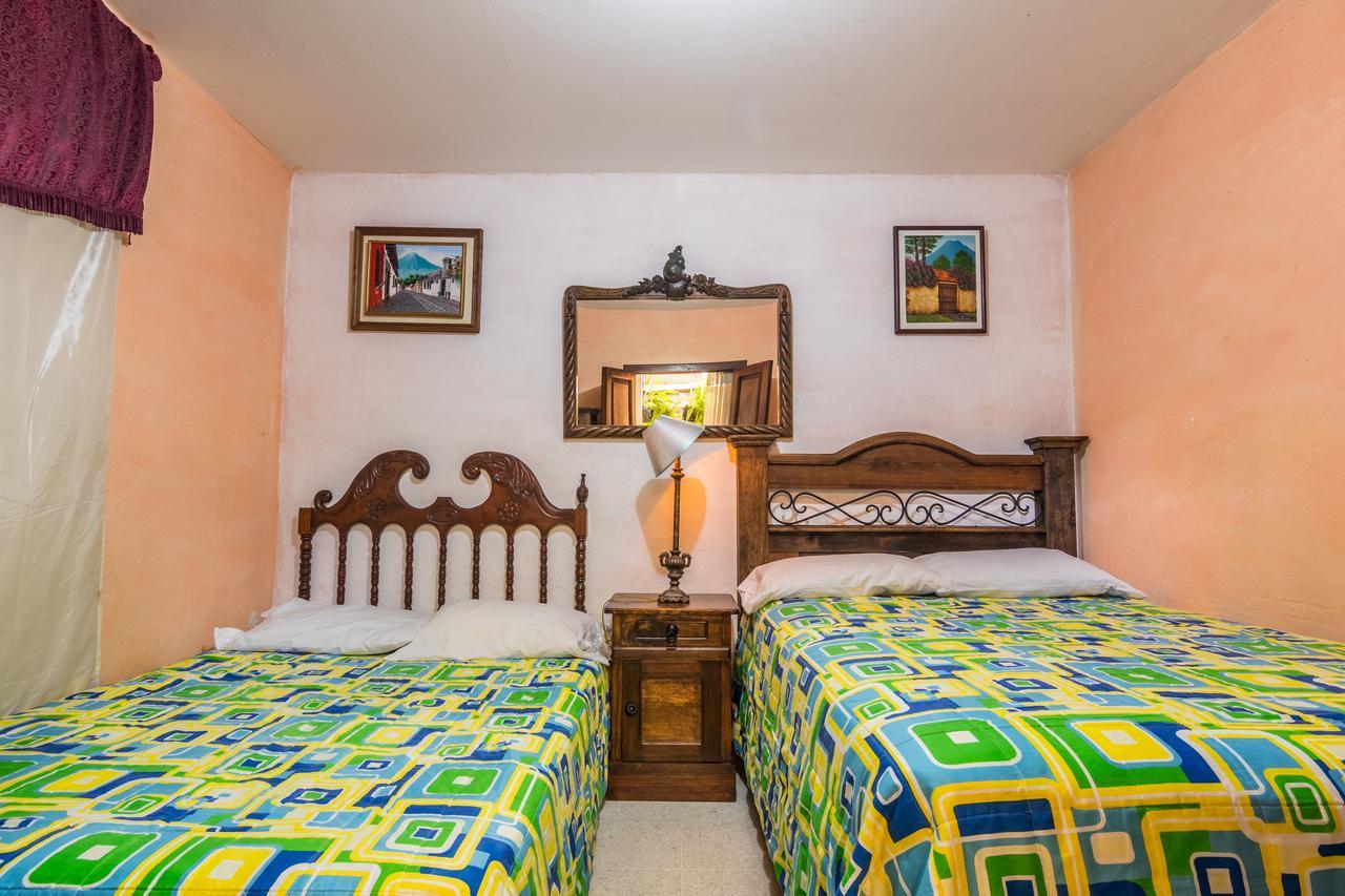 Casa De Leon Hotell Antigua Exteriör bild